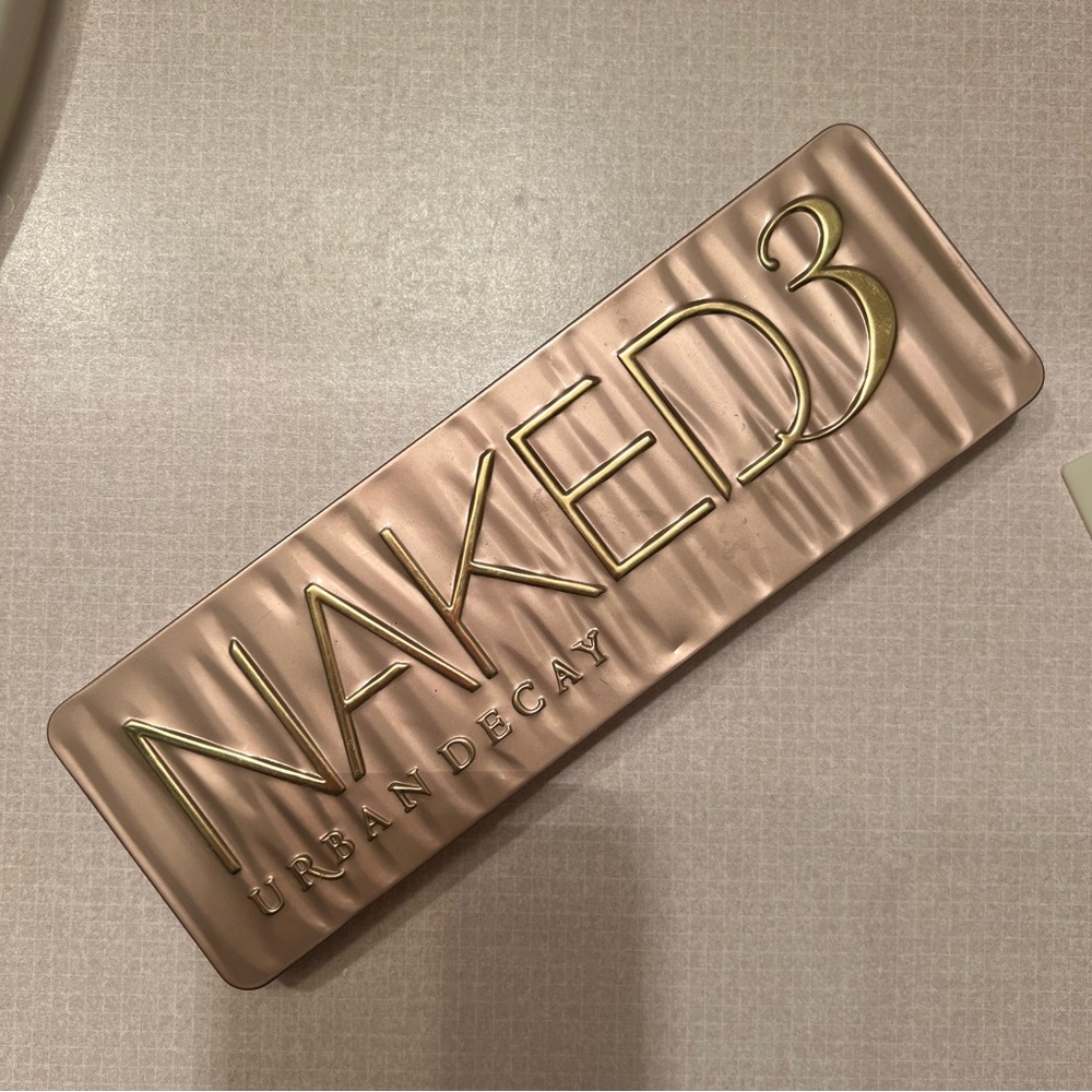 Urban Decay Naked3 Eyeshadow Palette